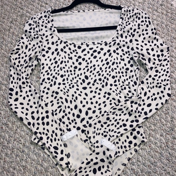 ⚫️ 5FER black bodysuit bundle - Picture 2 of 8